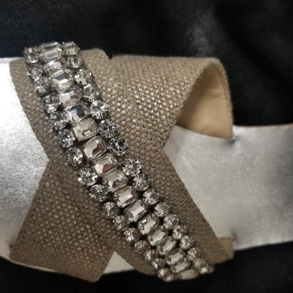 Botkier New York ALANA Linen & Crystal Jeweled Slide Sandals Sz 5½ NWT - Picture 3 of 9